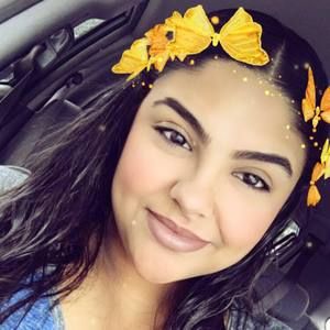 Meet your Posher, Yanay